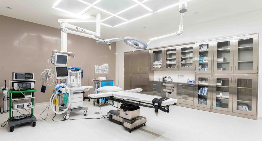 Surgical Operating Room by Kastone Construction, Ottawa