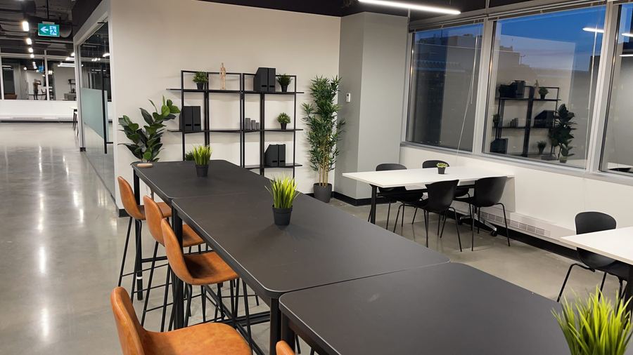 Collaboration Bar by Kastone Construction, Ottawa